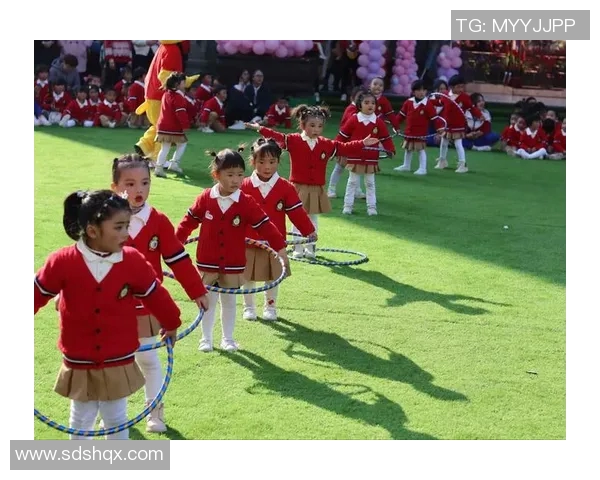 哈尼宝贝足球明星背后的故事与成就揭秘